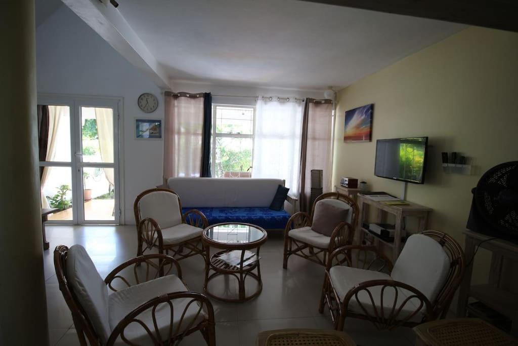 Residence Les Cygnes, Pereybere. Pereybere Beach Extérieur photo